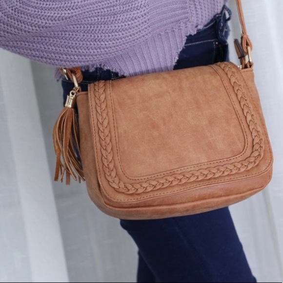 Off White Faux Leather Boho Braided Crossbody Bag - Picture 2 of 4